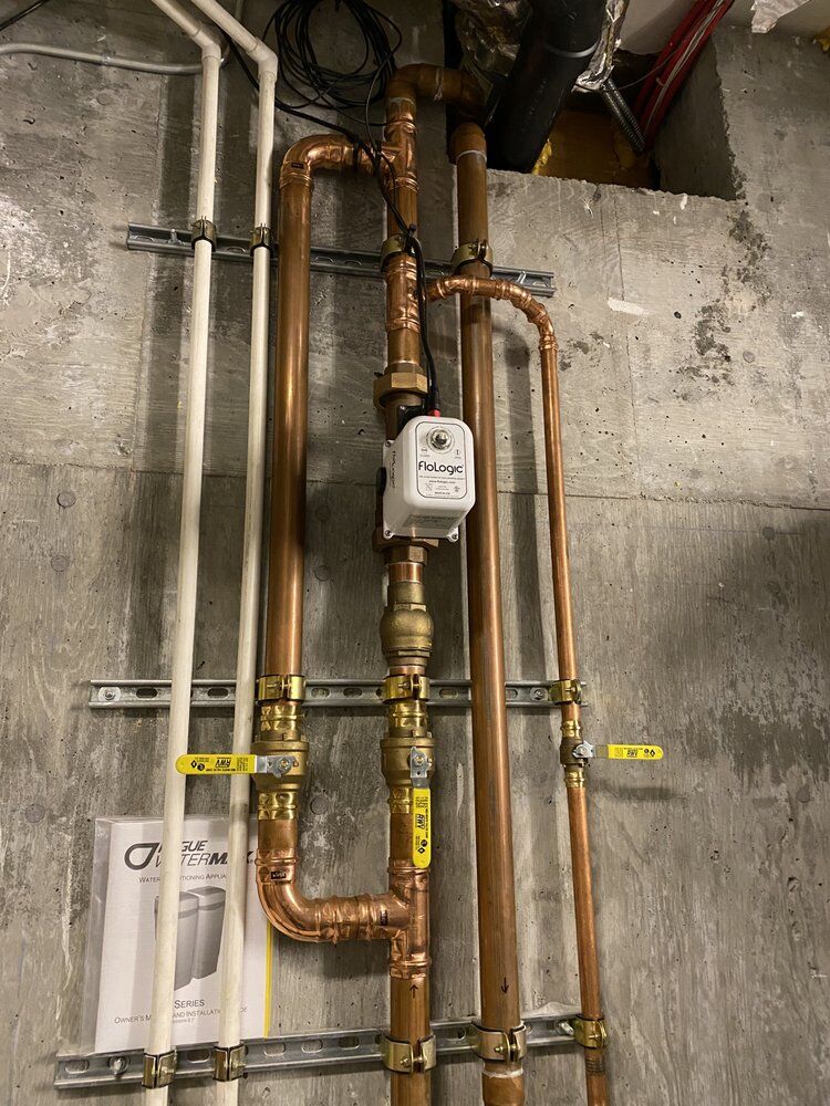Plate 05 - Manifold with bypass valves